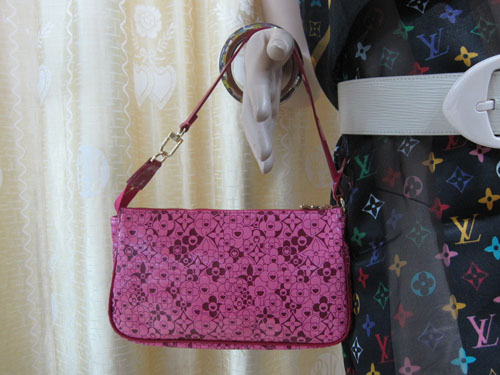 Louis Vuitton replica cruise pochette cosmic M93166 (rose)