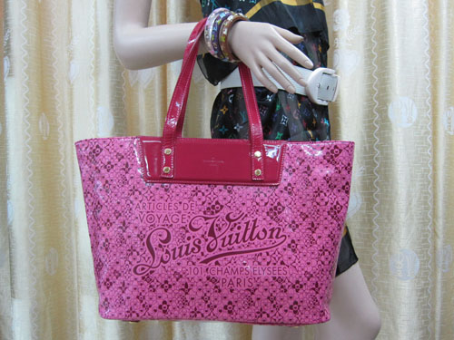 Louis Vuitton replica cruise cosmic PM M93160 (rose)