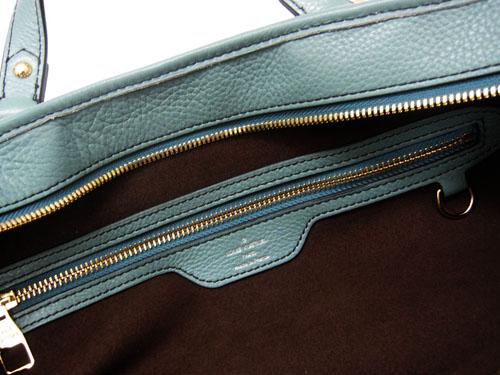 Louis Vuitton replica mahina leather stellar PM M93176 (bleu ciel)