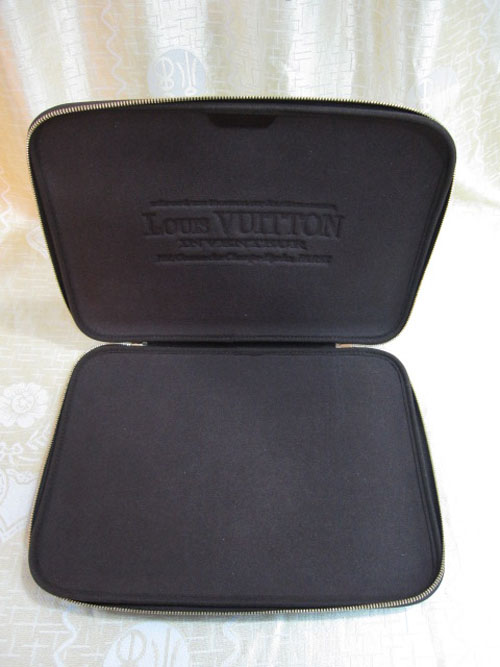 Louis Vuitton replica Damier Ebene canvas laptop sleeve 15