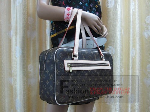 Louis Vuitton replica Monogram Canvas Cite GM M51181