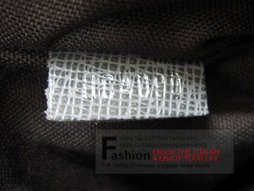 Louis Vuitton replica Taiga Leather Sasha messenger bag M32630 (glacier)